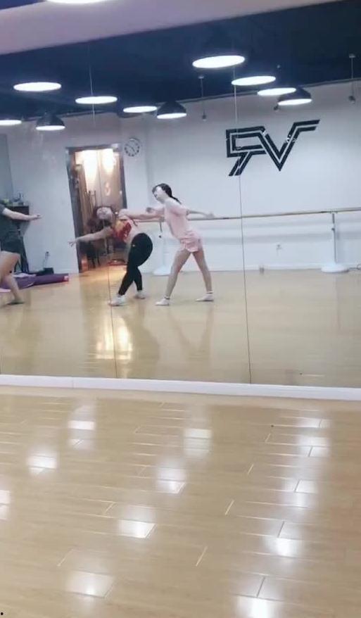 嘉兴跳舞吃瓜视频播放,舞蹈与美食的完美融合