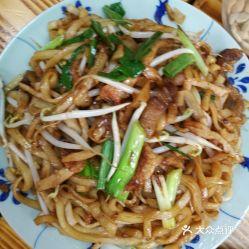 上海路炒河粉吃瓜视频,一场视觉与味蕾的盛宴，吃瓜群众纷纷围观